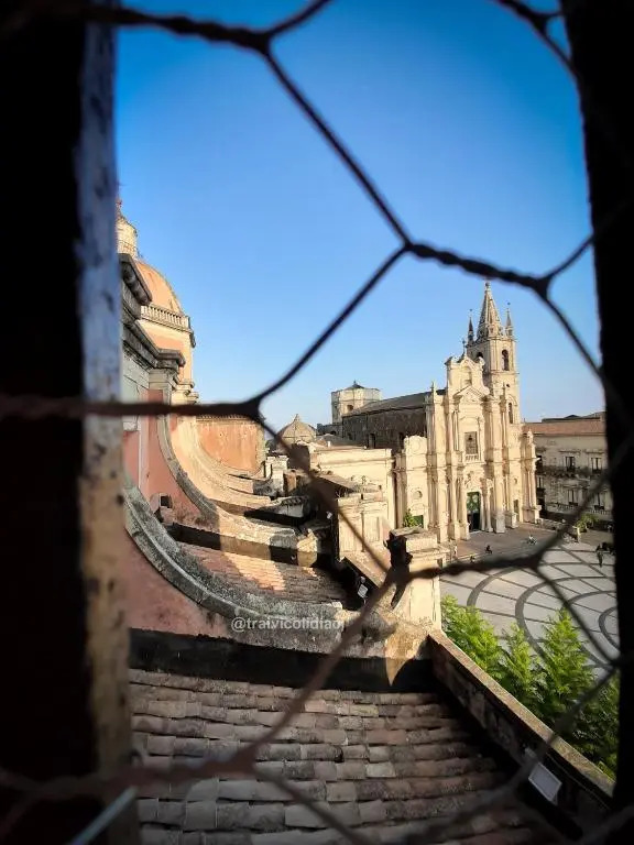Tra i Vicoli di Aci