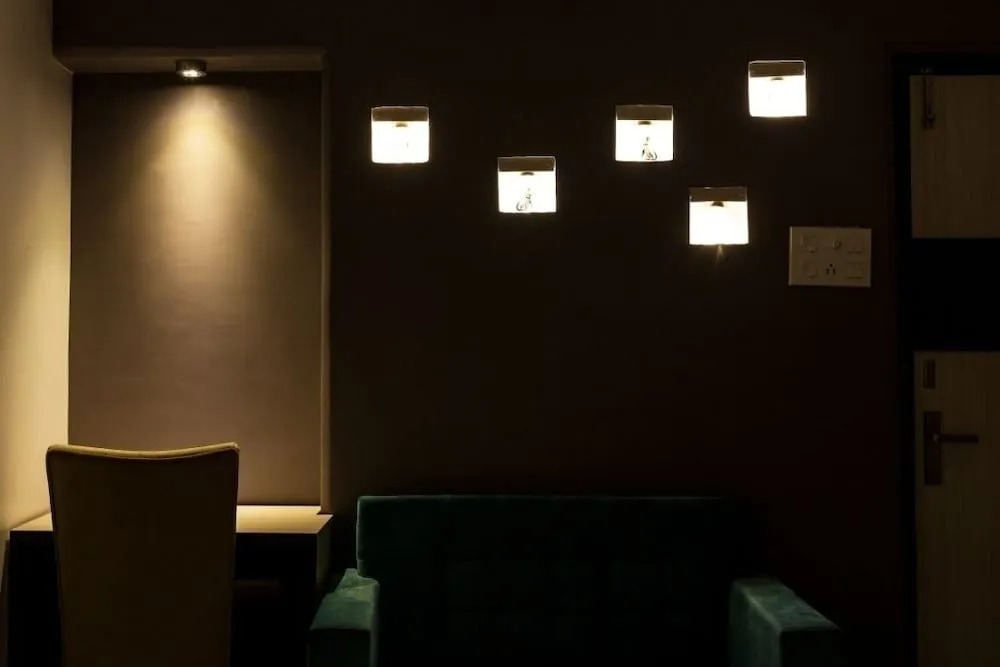 Simi International - The Imperial
