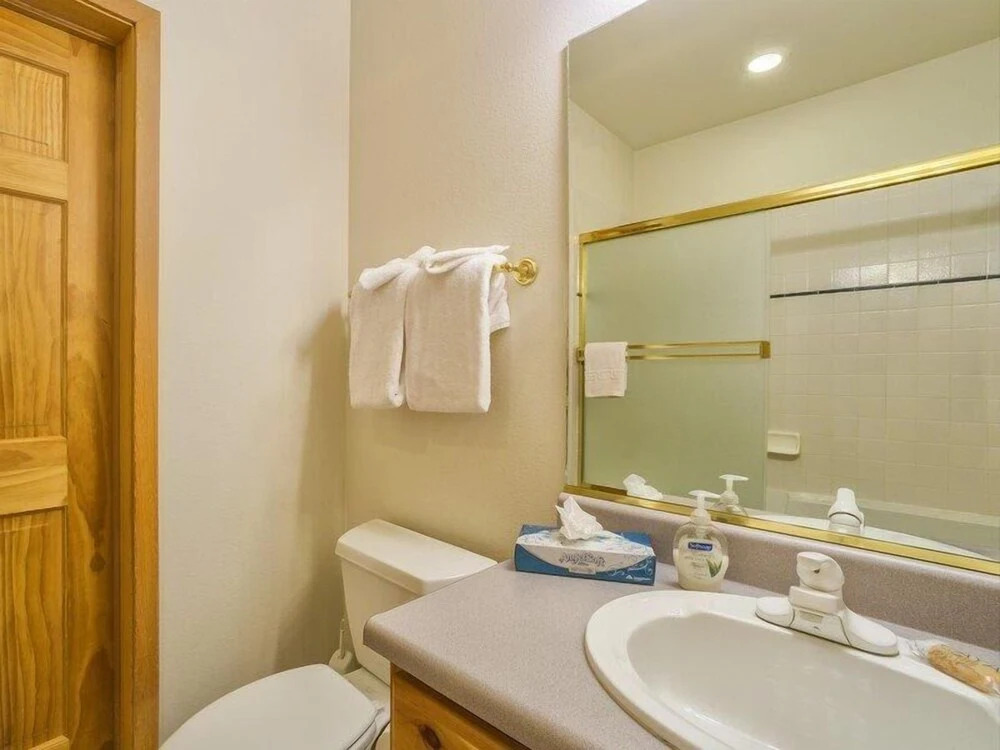 Snake River Village 3 Bedroom Apartment by Key to the Rockies