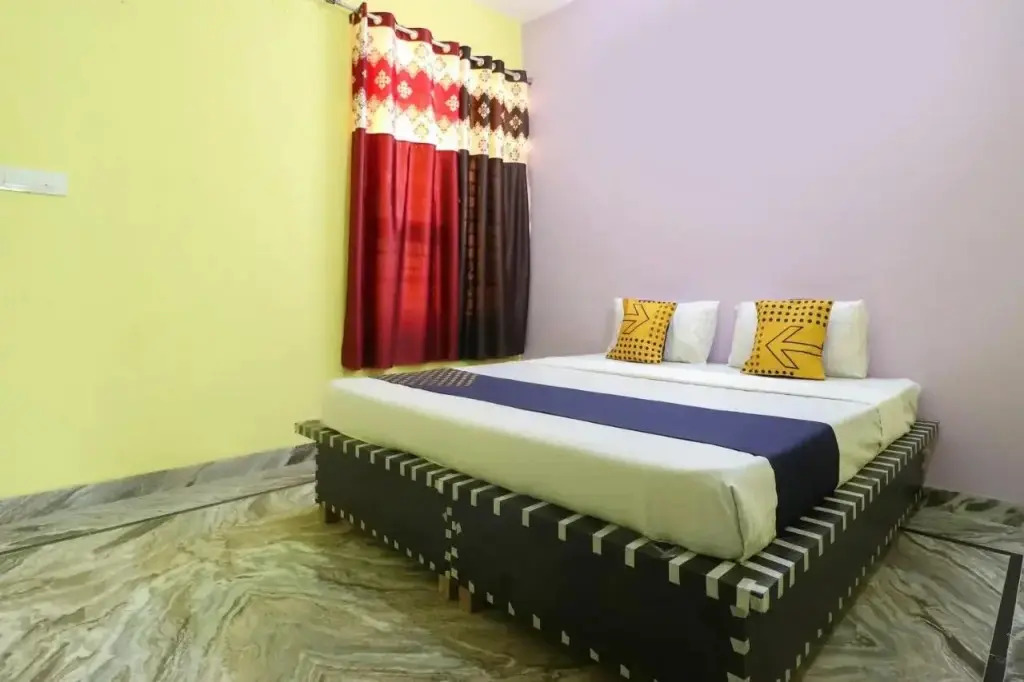 Galaxy 24 by OYO Rooms