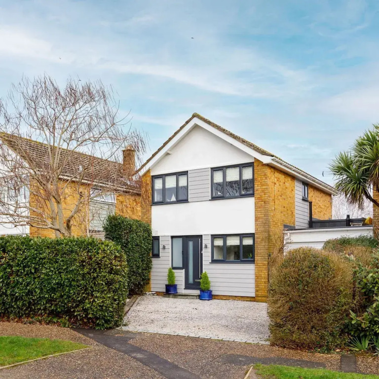 Renovated Home for 8 Canal Walk to Chichester