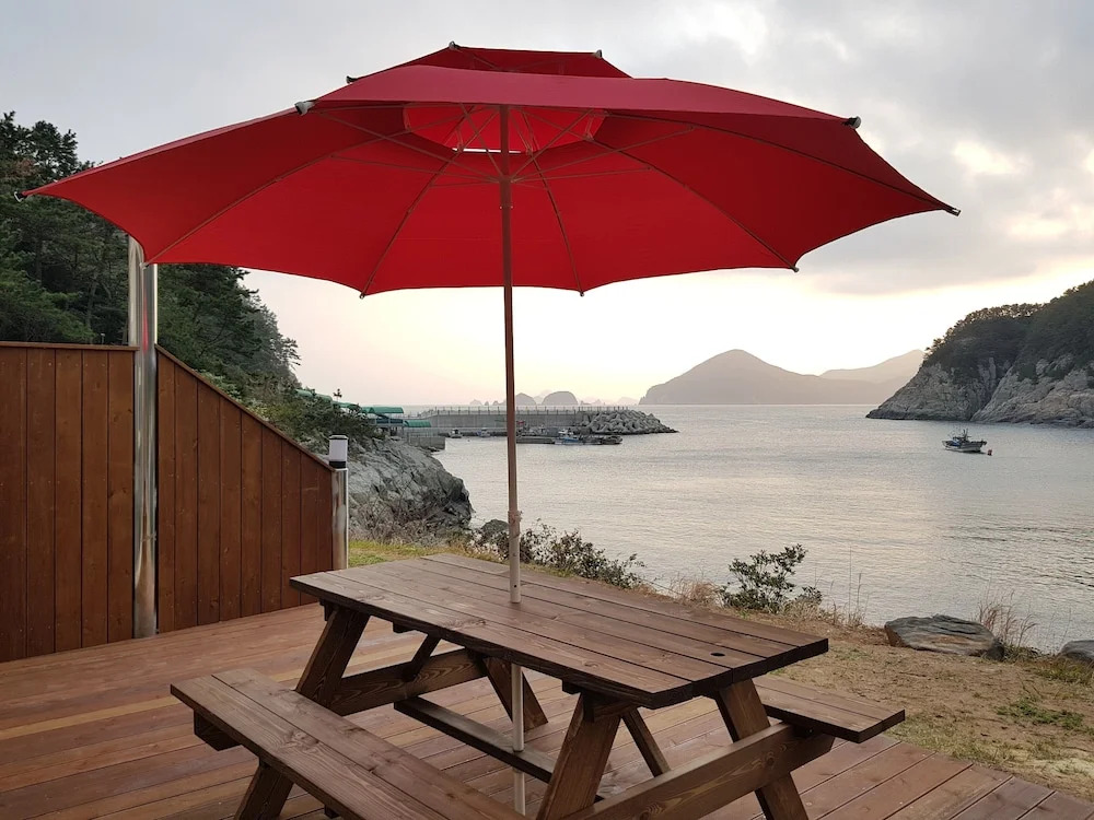 Haegeumgang Voyage Pension
