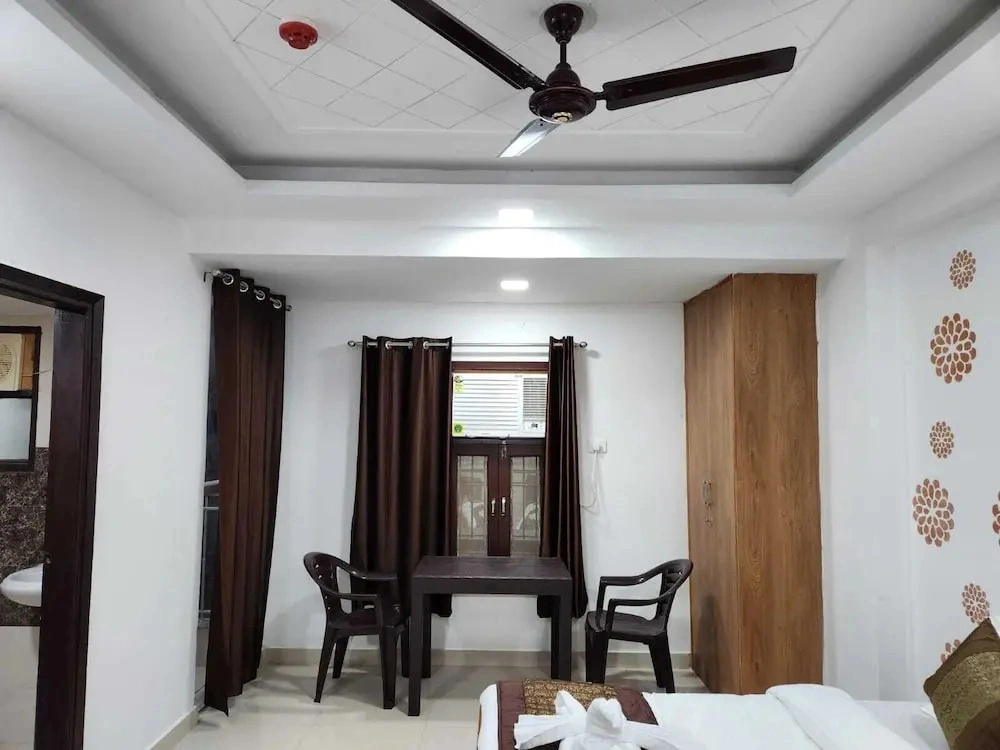 Hotel Urban Abode