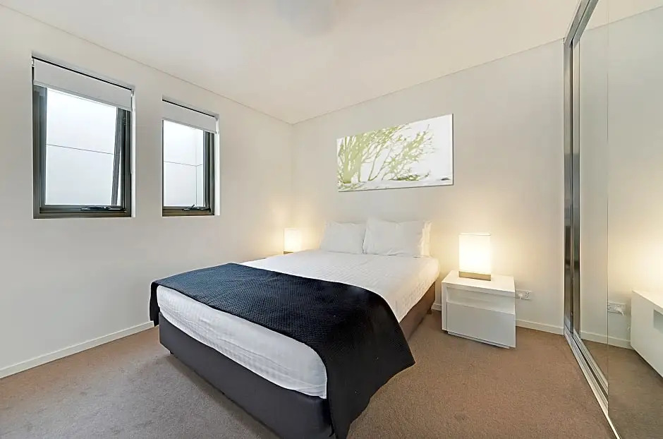 Wyndel Apartments - The Mint