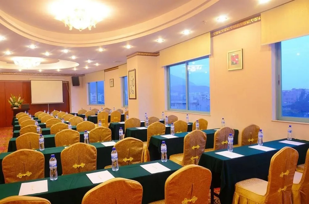 Landmark International Hotel
