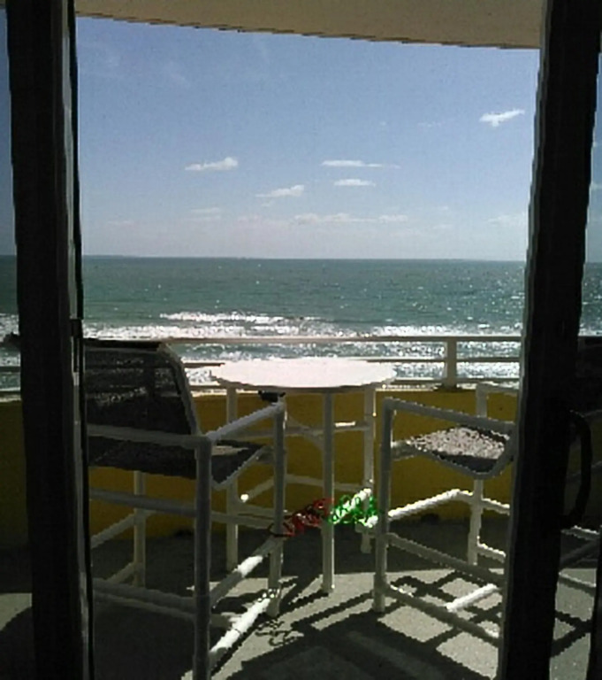 Ocean Walk Resort 1305 w/Private Ocean Front Balcony