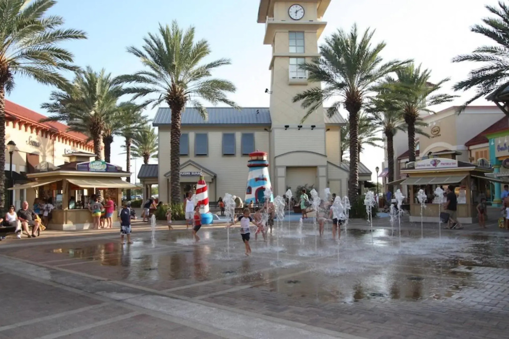 Gulf Winds Court 202 - Emerald Cove Oasis
