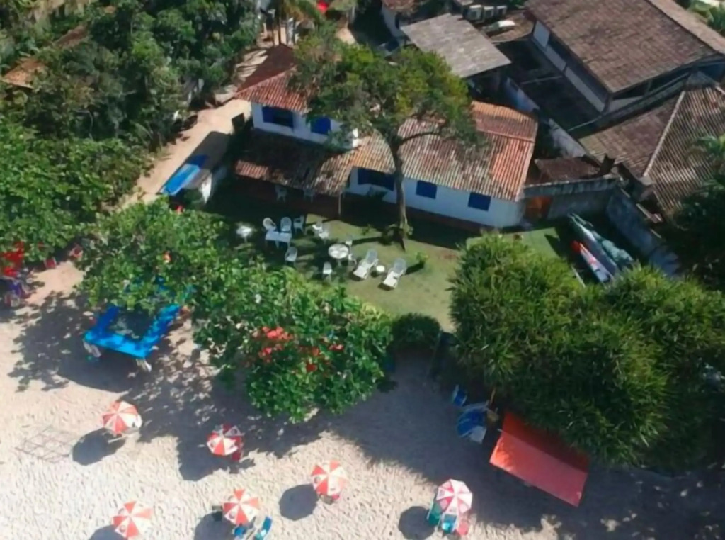 Suítes Pé na Areia