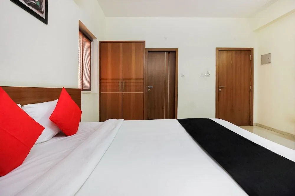 OYO 14499 Hotel Hill View Guest House Kondapur