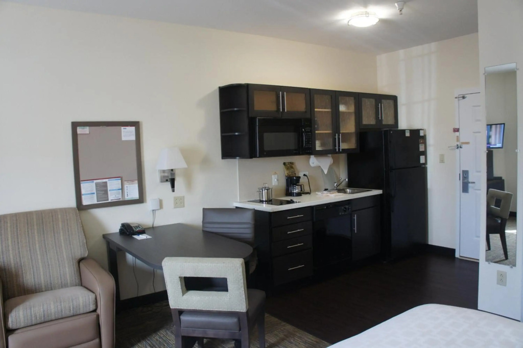 Candlewood Suites Clarksville by IHG