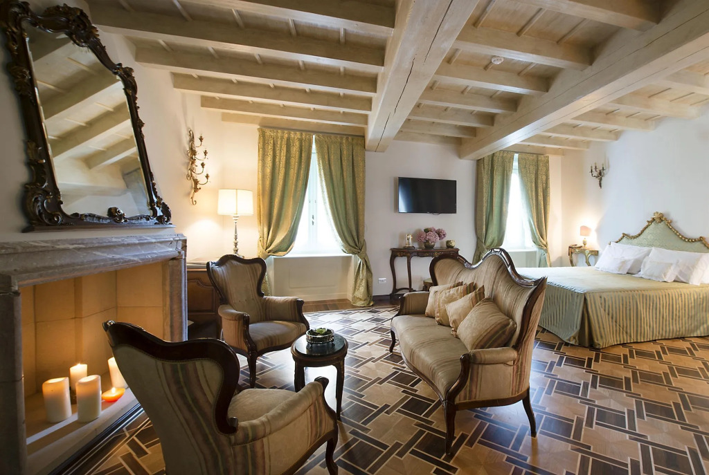 Hotel Santa Marta Suites