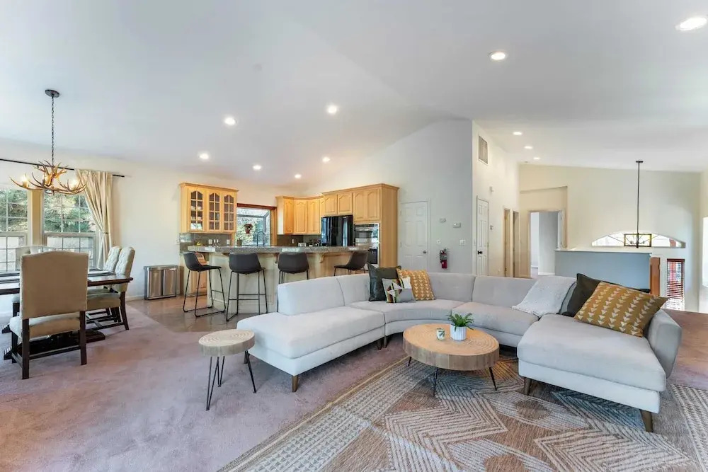 Blitzen by Avantstay Pet-friendly Tahoe Retreat, Near Heavenly Ski Resort