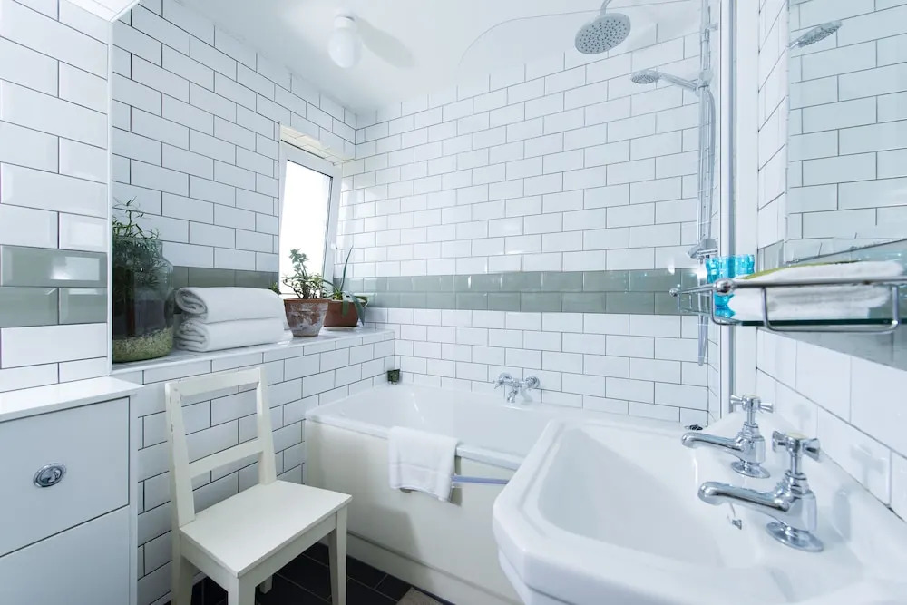 Central Stylish 2BR Flat with Tower Bridge Views
