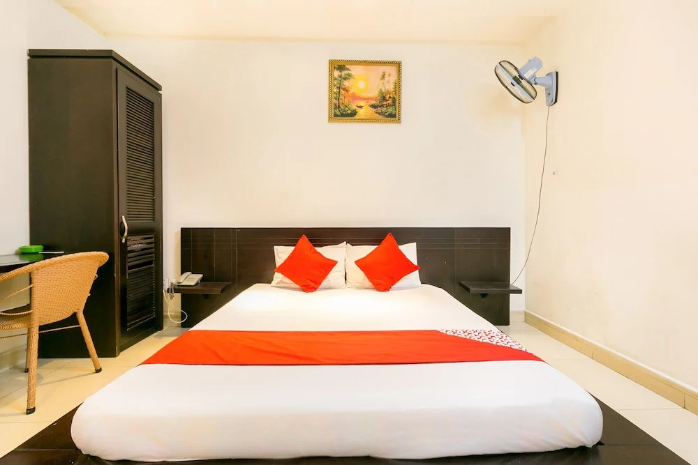 OYO 423 Khanh Ngoc Hotel