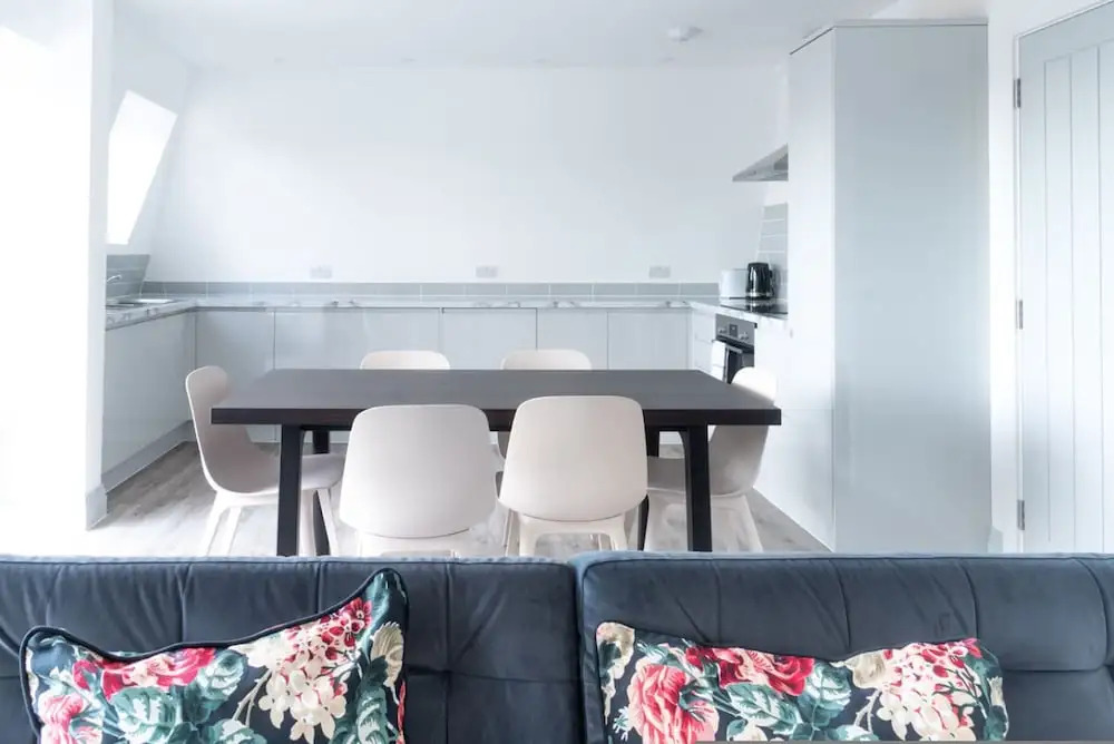 Newly Refurbished 2 bed With Fantastic View