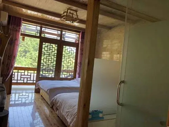 Yangjiajie Inn