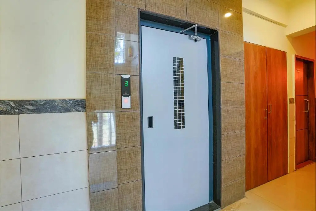 Fabhotel Dwarka