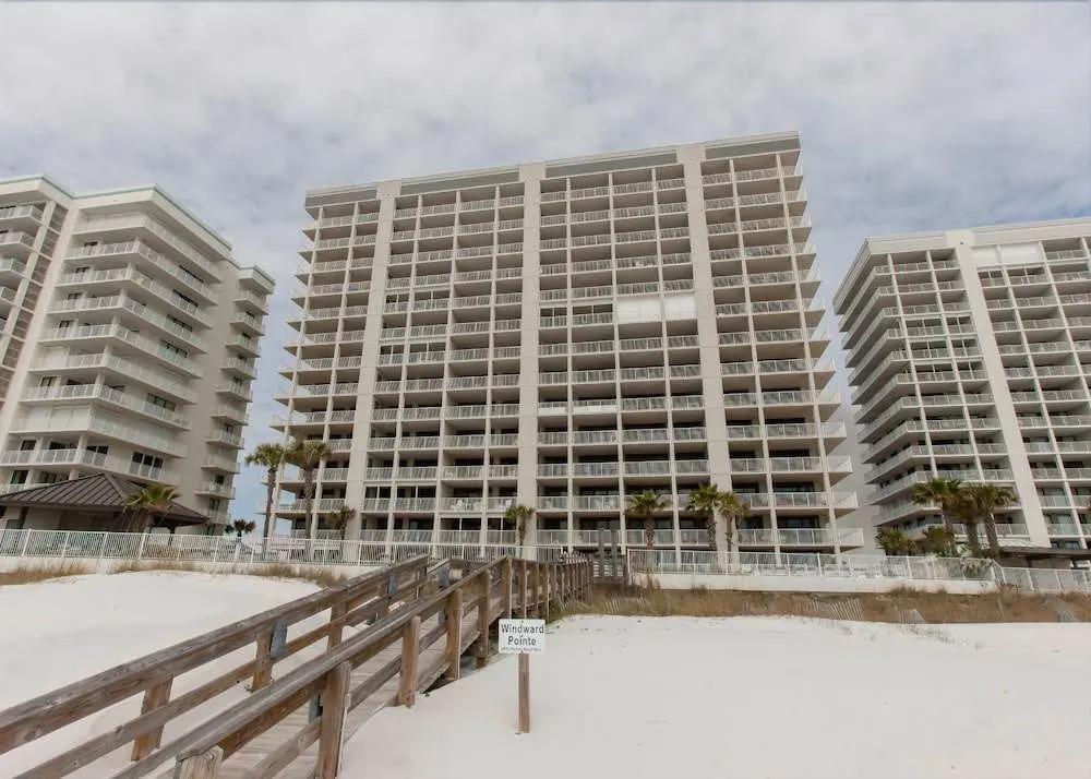 Windward Pointe 1003 - 3 Br condo by RedAwning