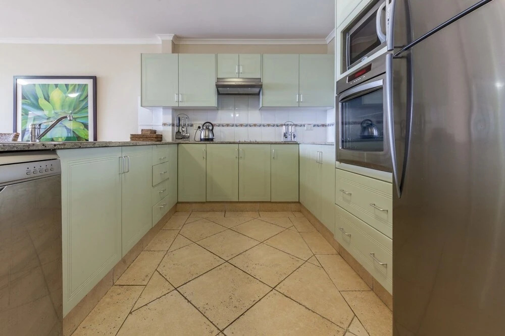 Nelson Towers, Unit 43/71 Victoria Parade