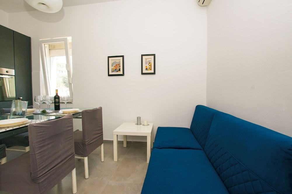 Apartment More