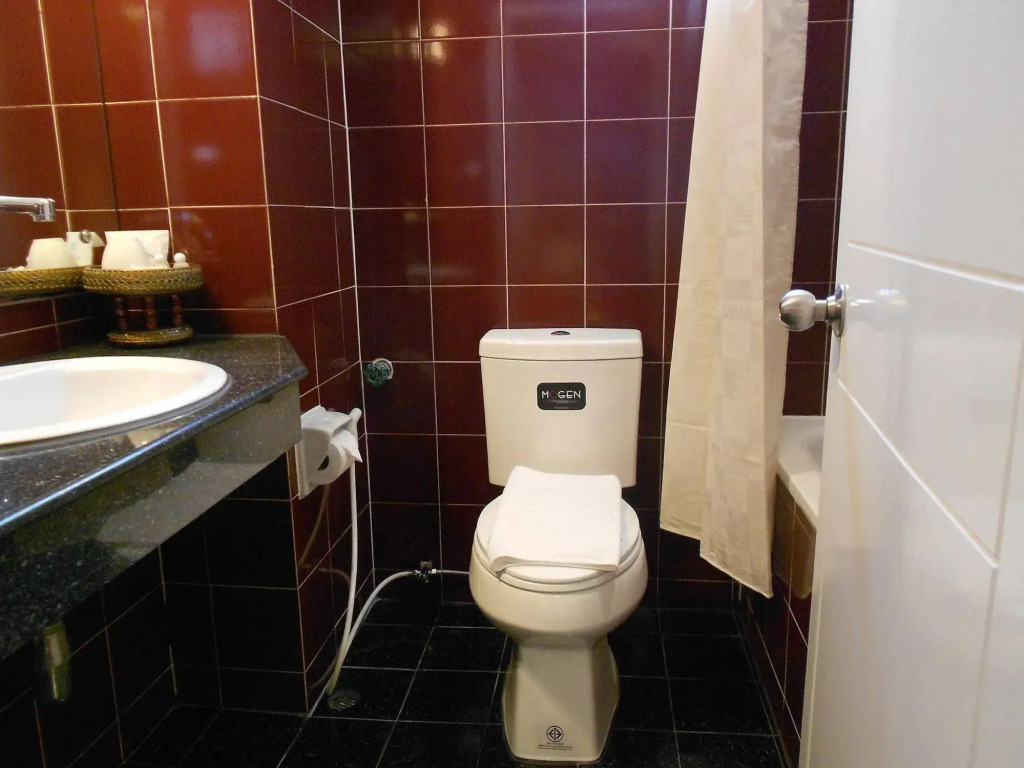 B.S. Court Hotel Sathorn