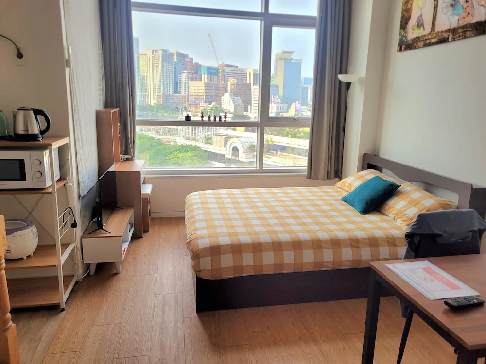 Travel House