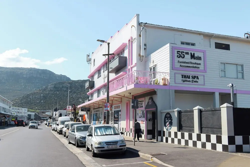 55 on Main Guesthouse and Spa