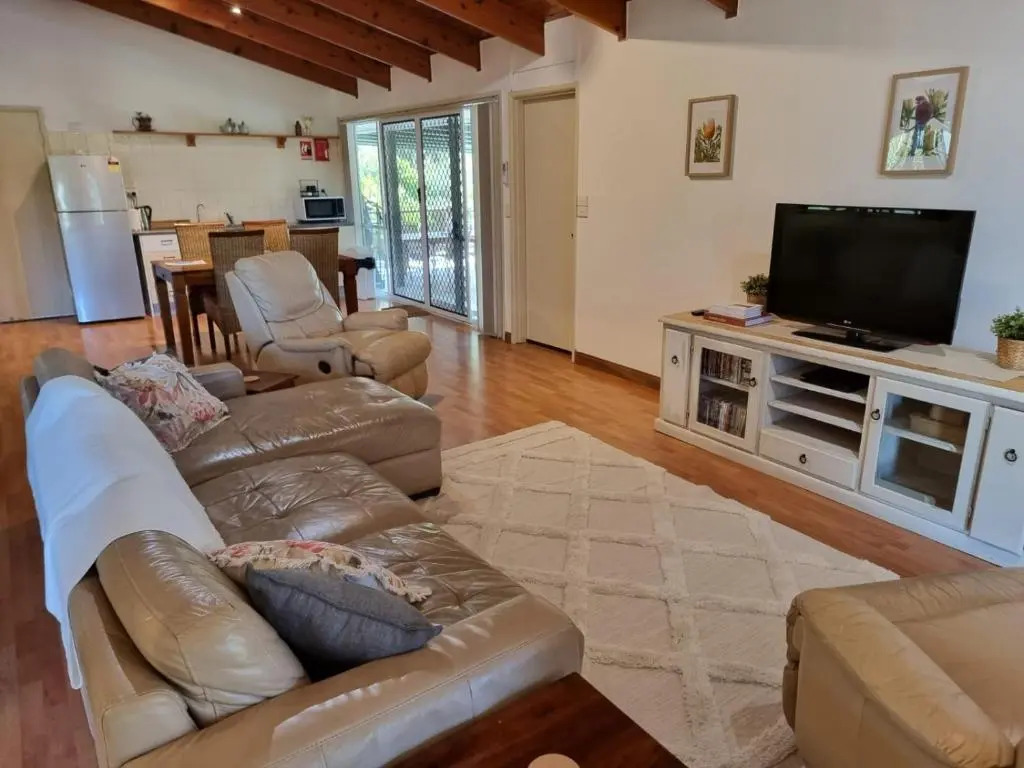 Clandulla Cottages & Farmstay