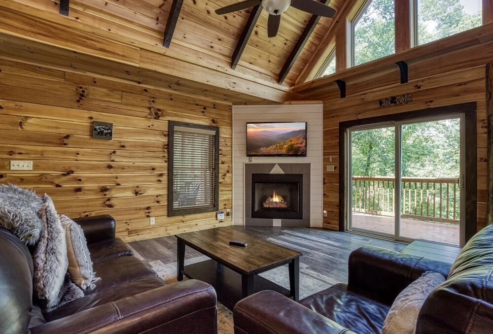 ERN824 - Best Days - Great Location! Close To Town! cabin