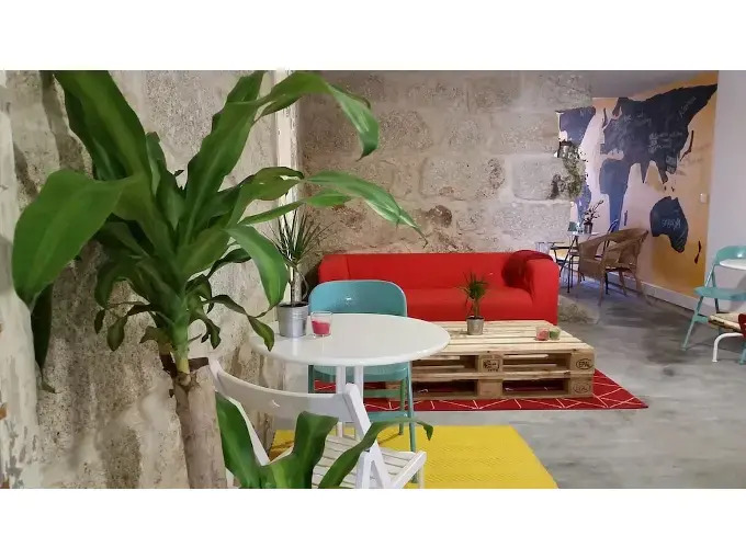 O2 Hostel