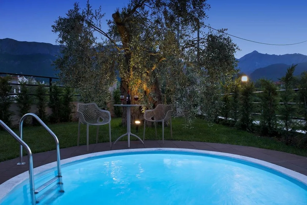 Votsalo Suites