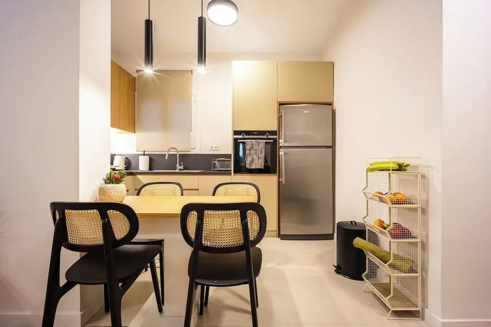 Attica Skyline Living
