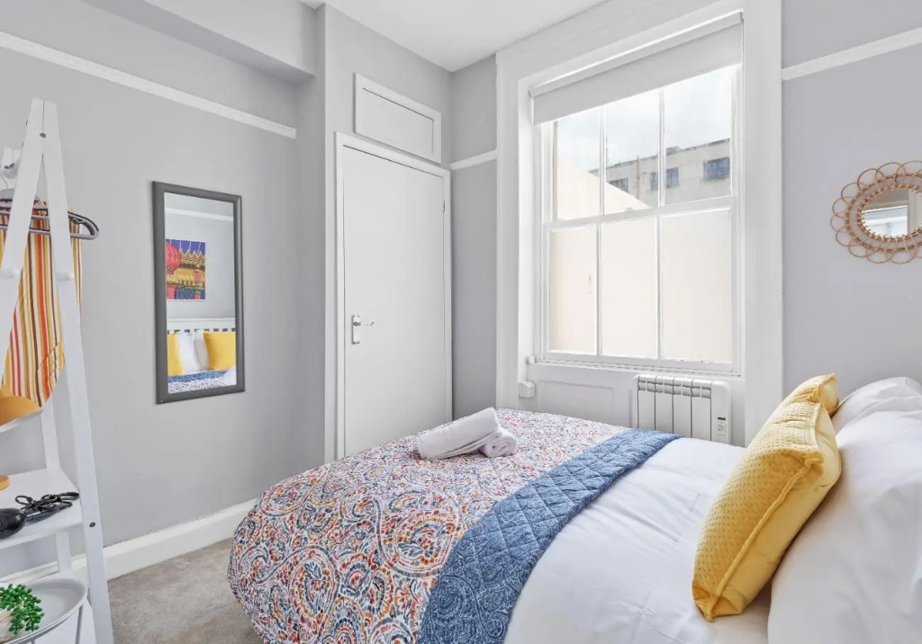 Valley Gardens View - City Centre One Bedroom Apartment