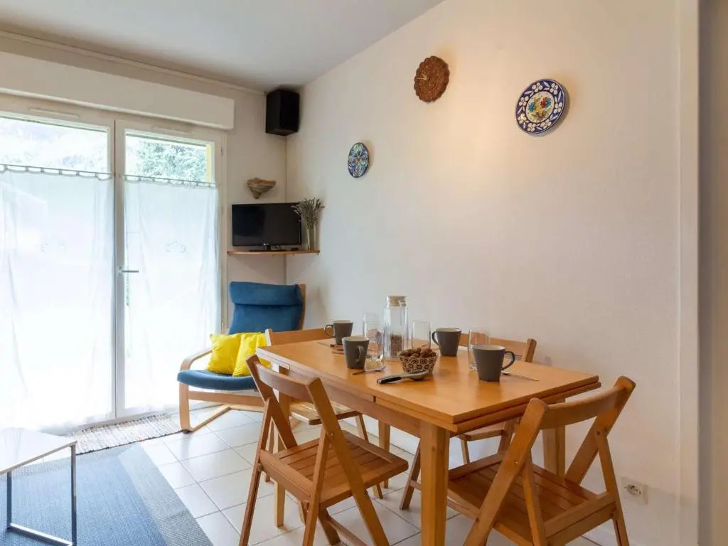 Appartement Esquièze-Sère, 3 pièces, 6 personnes - FR-1-402-98
