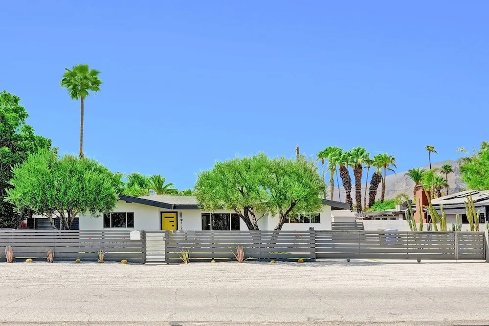 1283 E Tachevah Dr Home 3 Bedrooms 3 Bathrooms Home
