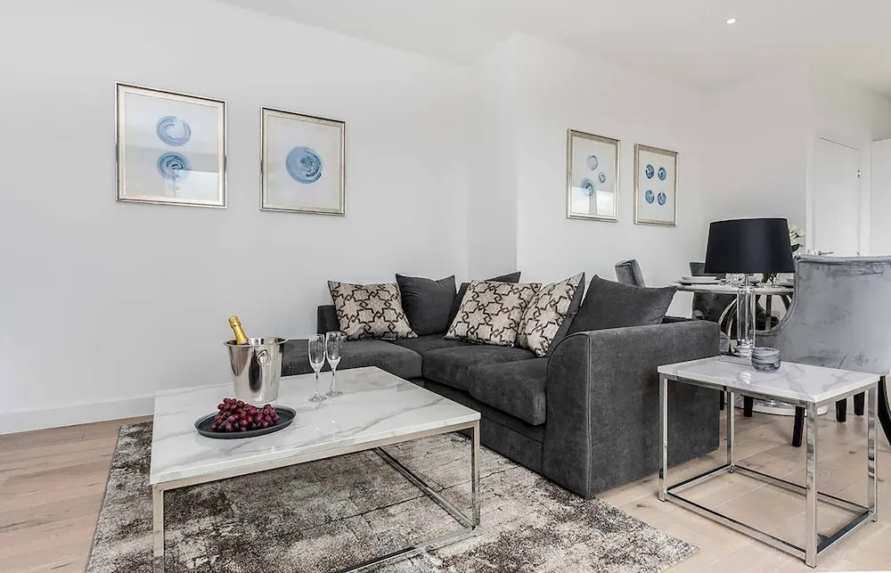 Royal Crescent Apartments Vittrum Suites