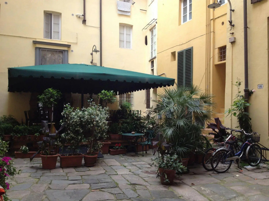 Al Cardinale Rooms & Studios