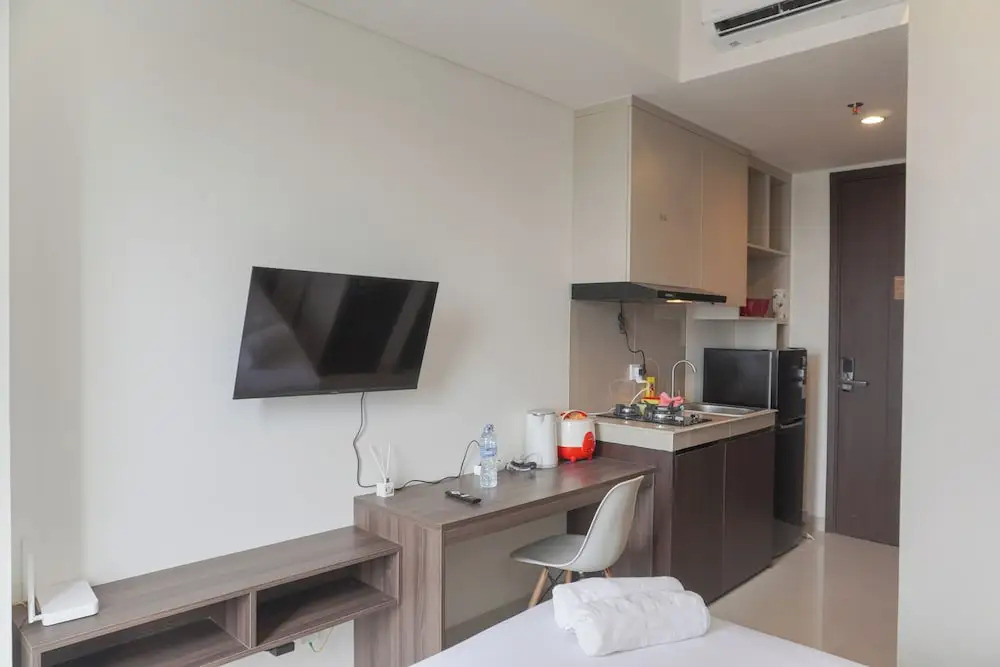 Brand New And Comfort Studio At Vasaka Solterra Apartment