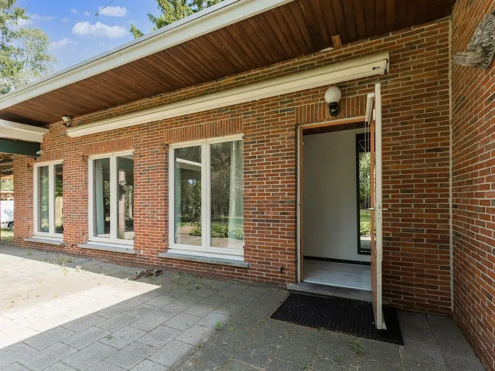 Lovely Chalet in Arendonk With Terrace