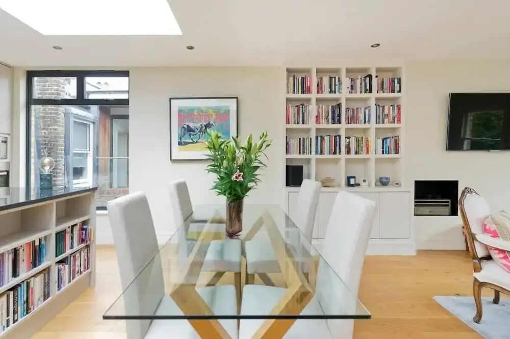 Spacious 3-bedroom Apartment in Earls Court