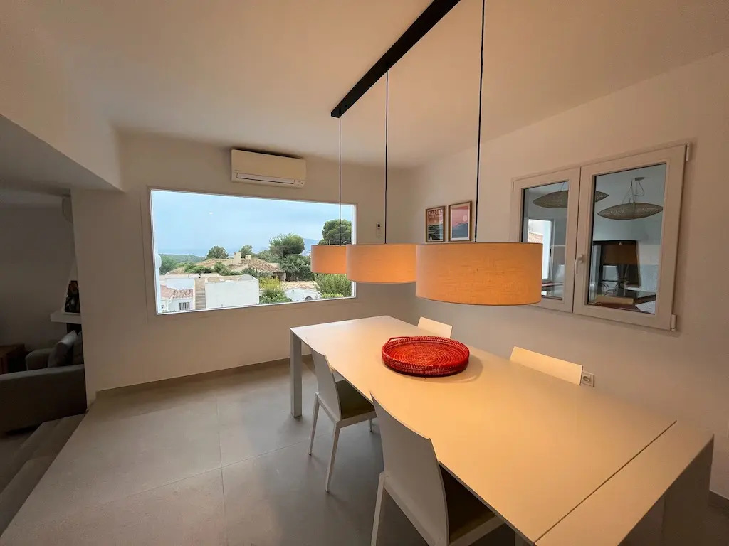 Villa in prime location beautiful view private pool 500 m from the golf course