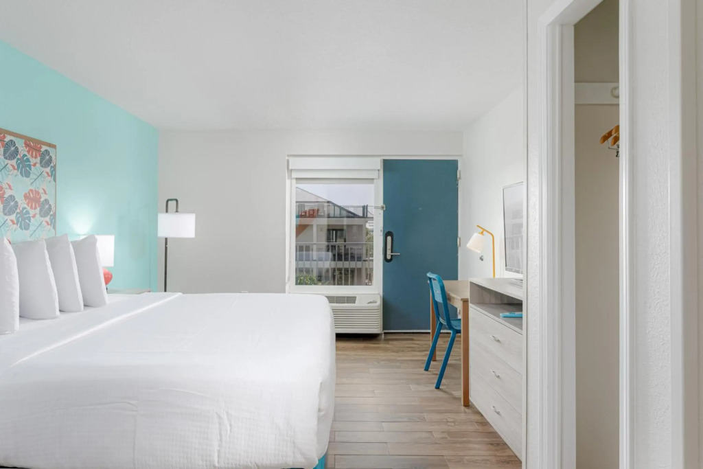 Surf & Sand Hotel