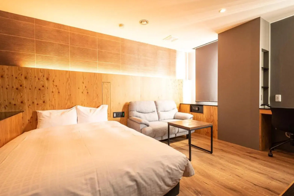 ArC LIFESTYLE SPACE & HOTEL