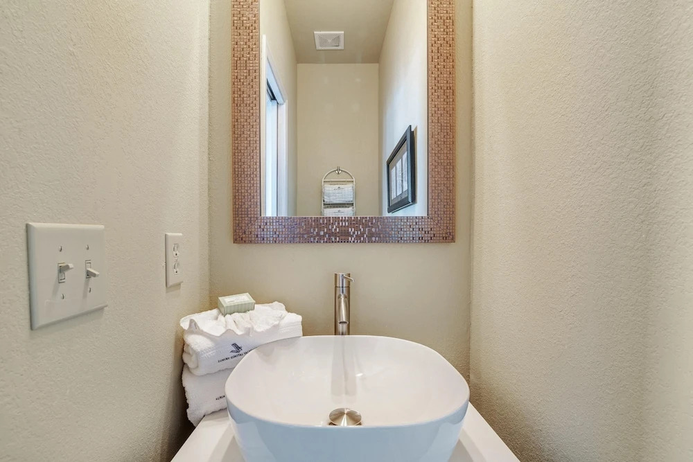 Molokai Villas Riverside 7A
