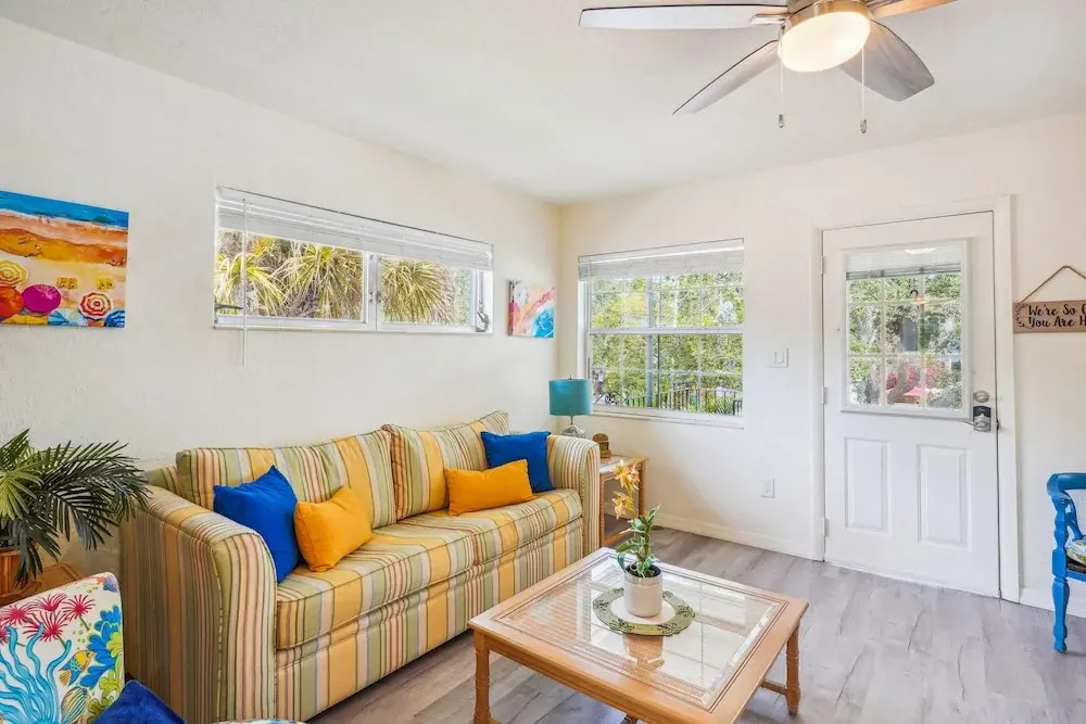 Beach Quarters #8