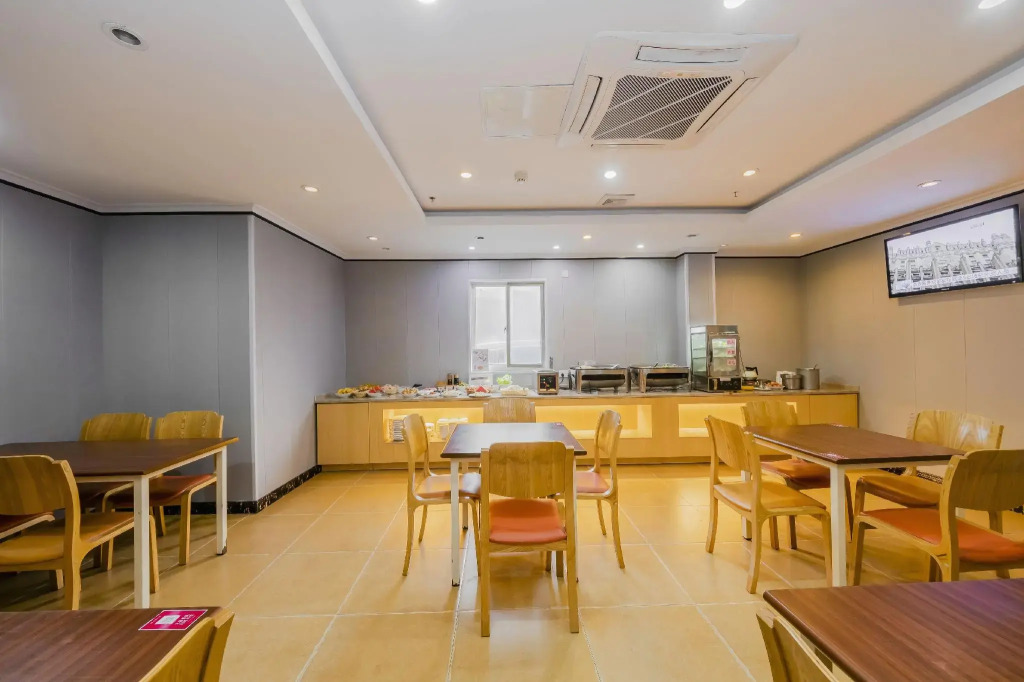 Homeinn Hotel (Shanghai Ninth People's Hospital Fengcheng Branch)