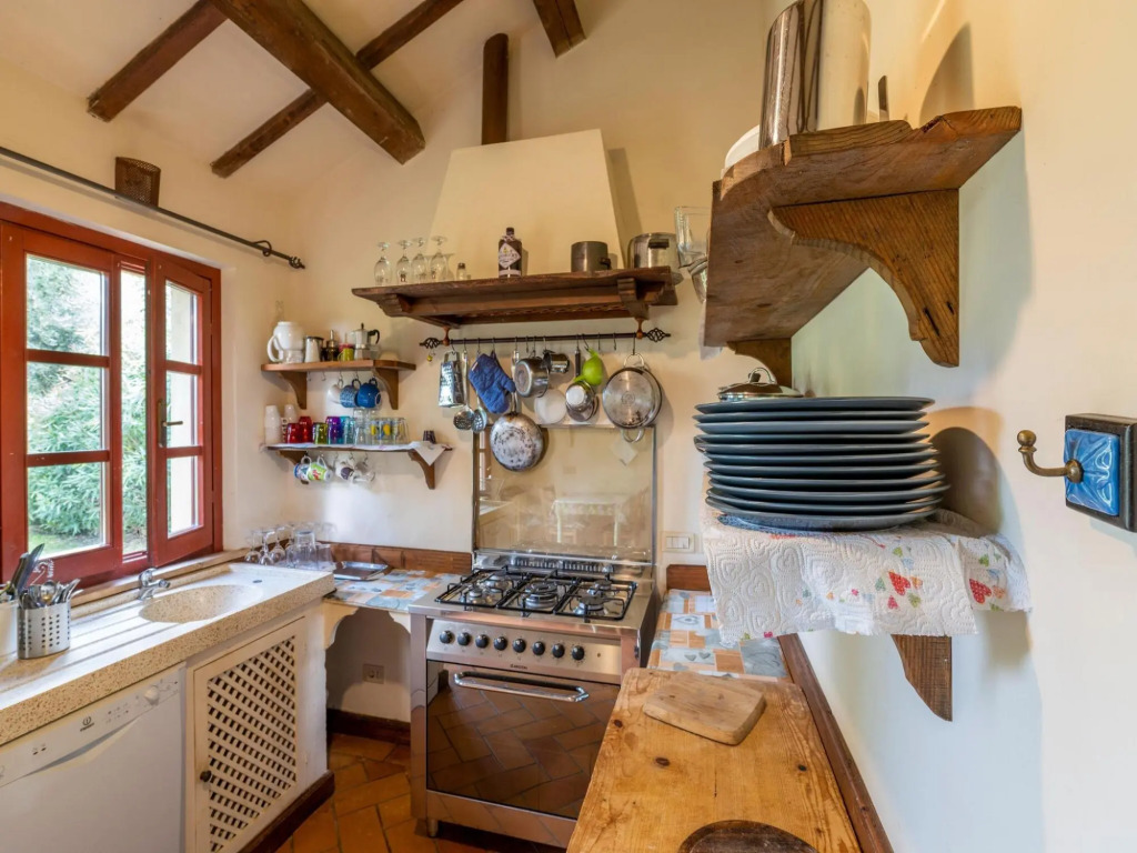 Amazing villa in Osimo with private garden