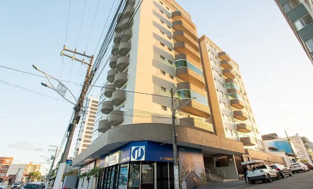 3 Bedroom Apartment 110 m From the Beach Emd0012