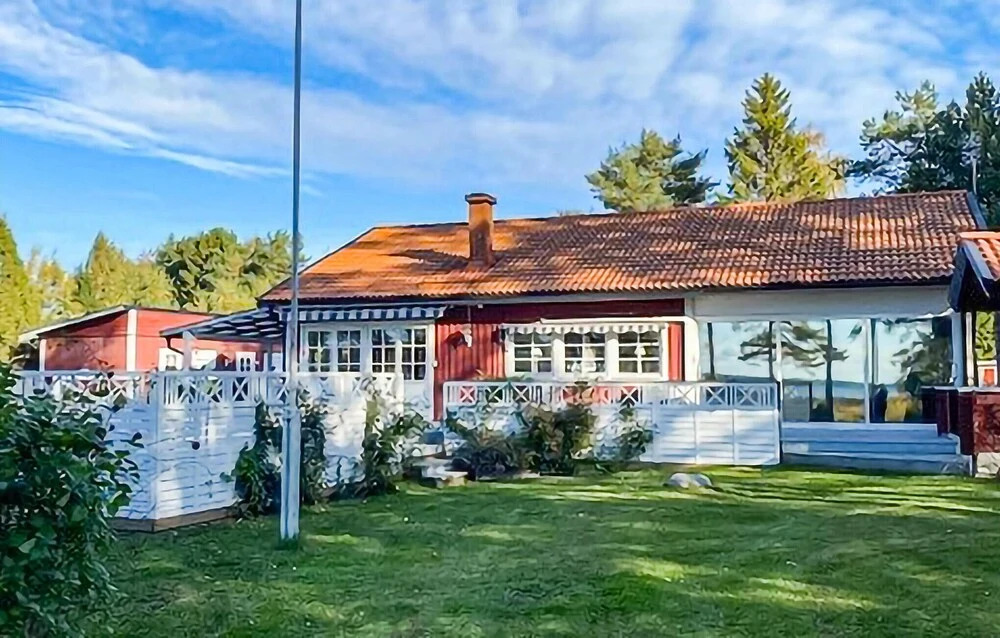 Nice Home in Mönsterås With Wifi, Outdoor Swimming Pool and Heated Swimming Pool