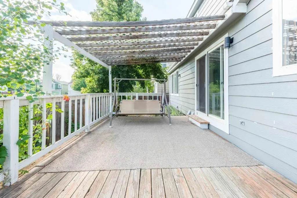Spacious 4 bedroom 3.5 bathroom residential property
